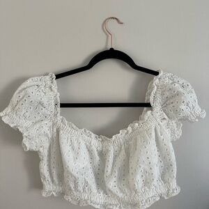 Aritzia Eyelet Puff Sleeve Crop Top